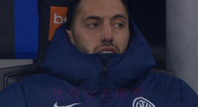 德比6战不胜！恰球王成国米罪人：失点+失误致丢球，被换下快哭了